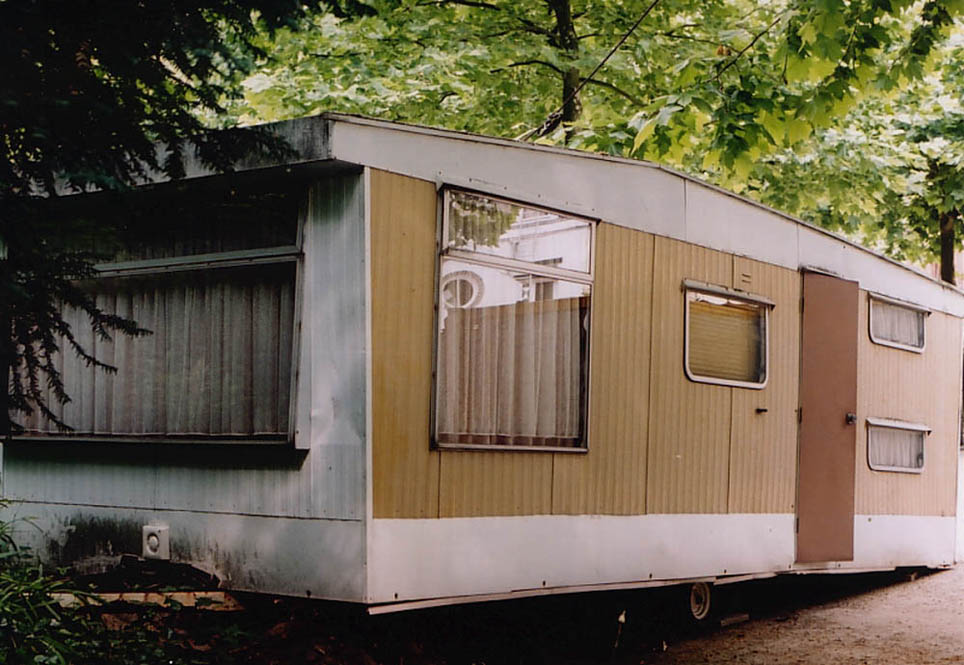 christine clinckx caravan video projection stuc leuven